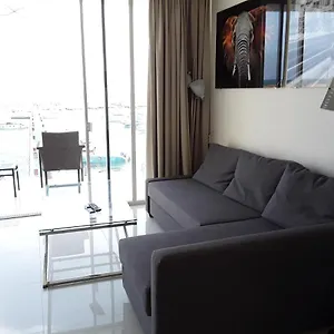 First Line Duplex Puerto Banus Sleeps 8 People Marbella